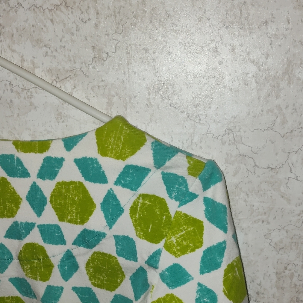 Ruby Rd. Long Sleeve Tee Green and Blue Geometric Pattern - Picture 6 of 7